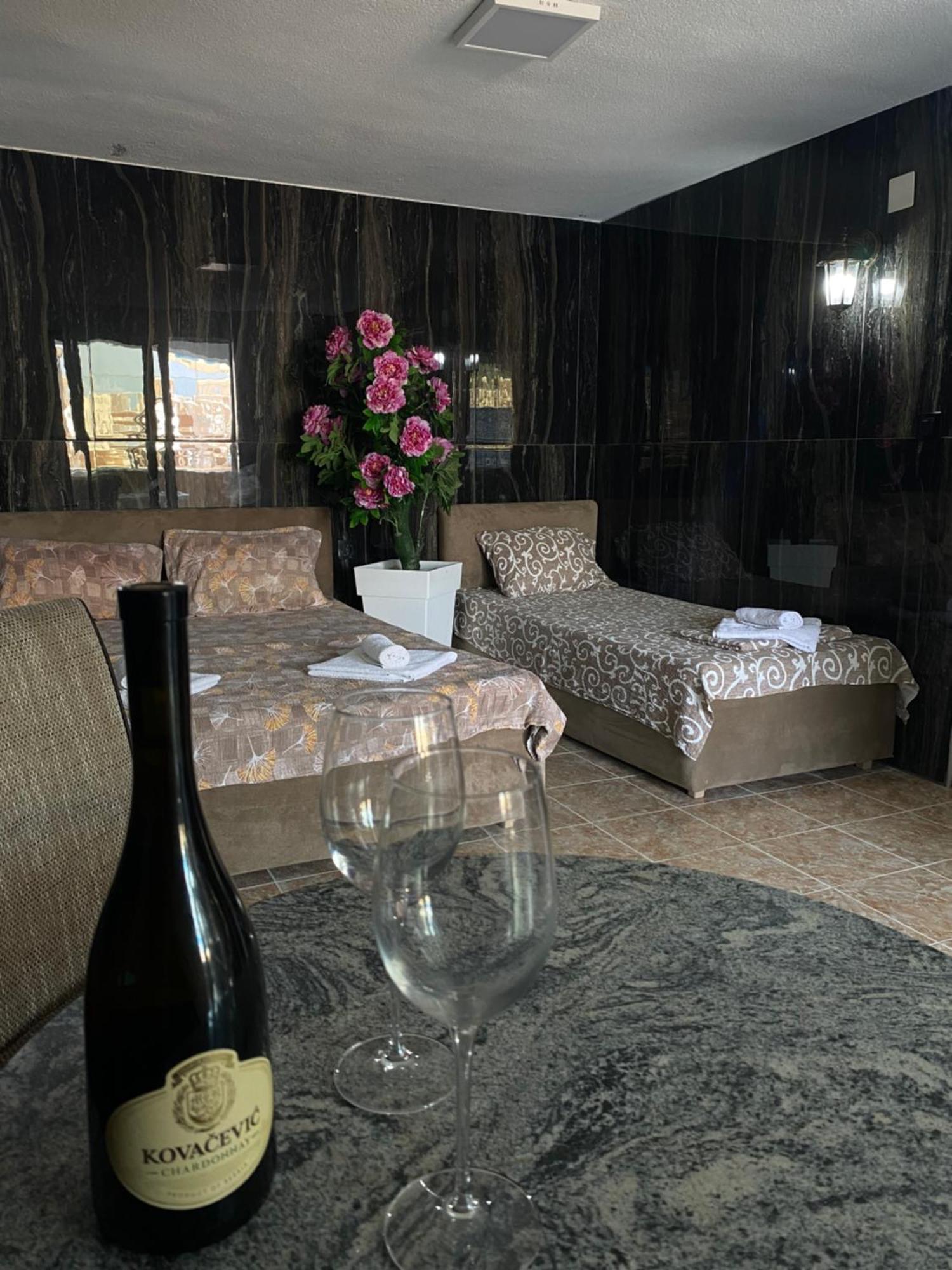 Apartments Mekic Utjeha Kültér fotó